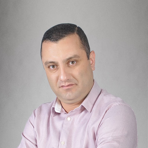Portrait of Karen Muradyan, Swift Developer at Bluem