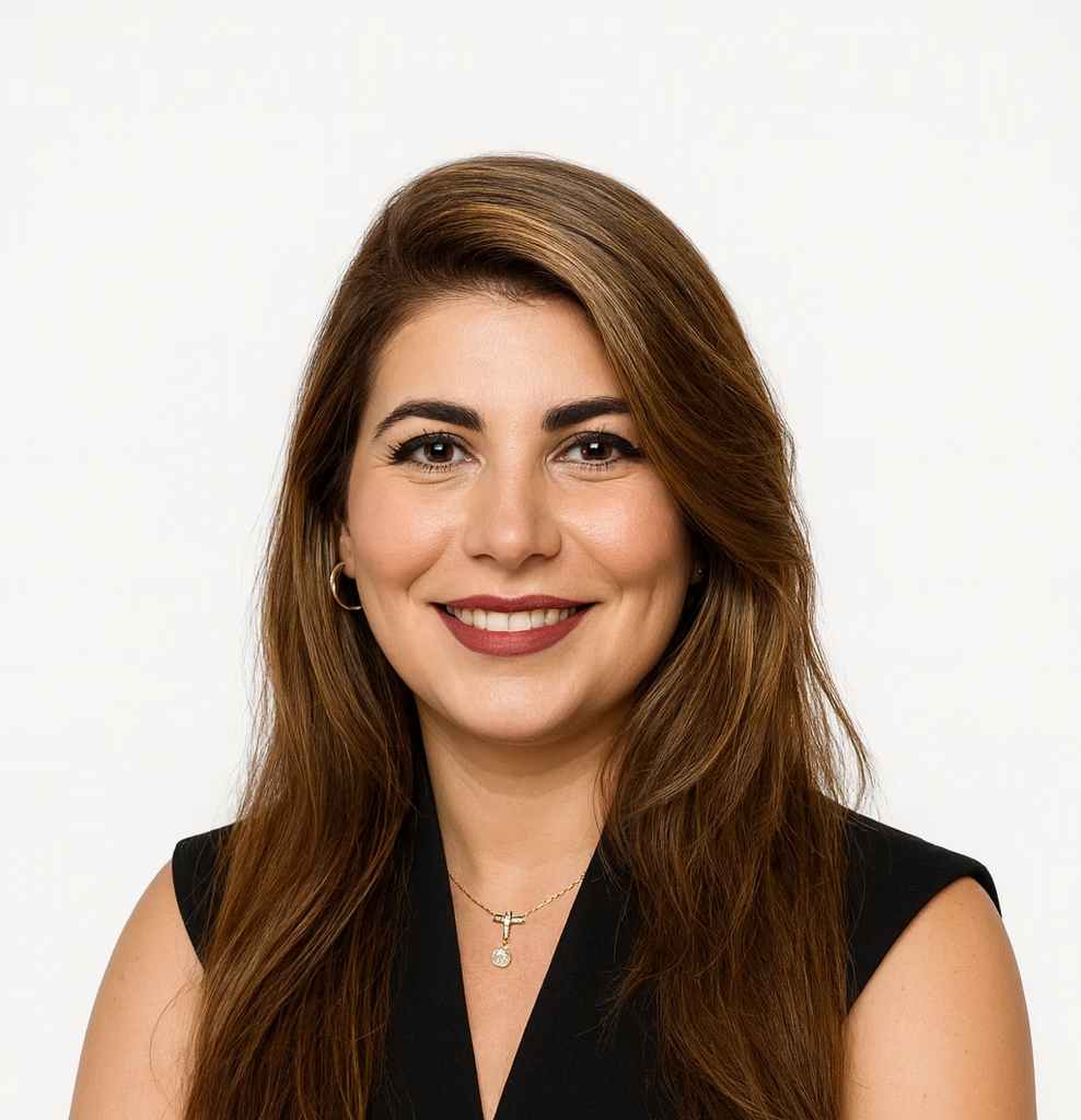 Portrait of Aslihan Arslan, Business Dev Manager at Bluem
